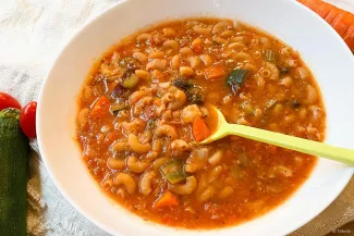 Minestrone kochen