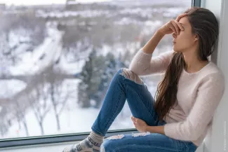 Im Winter leiden CED-Patienten häufiger unter Depressionen und Angstzuständen